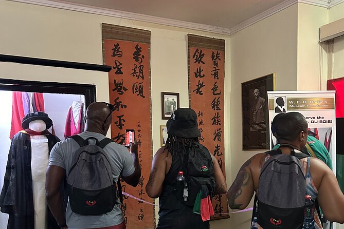 6-Hour Private Guided Accra City Tour - Centre for National Culture, craft shopping plus hands-on rhythm