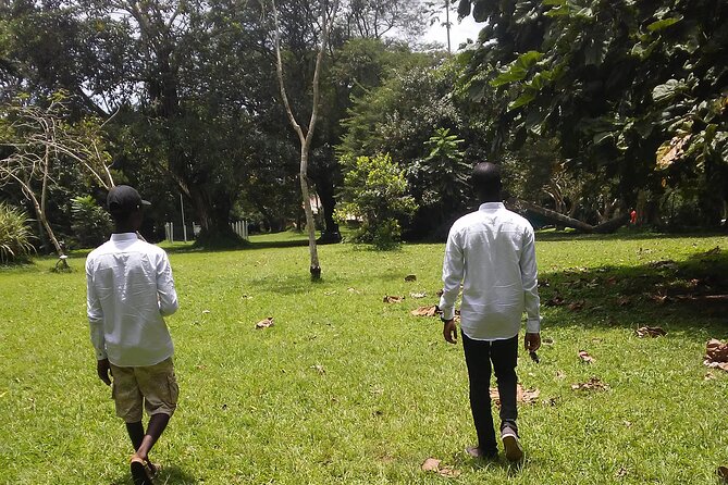 Aburi Gardens and Tetteh Quarshie Farms - The guide quality: Ernest and crew, patient, respectful, and willing to go the extra mile