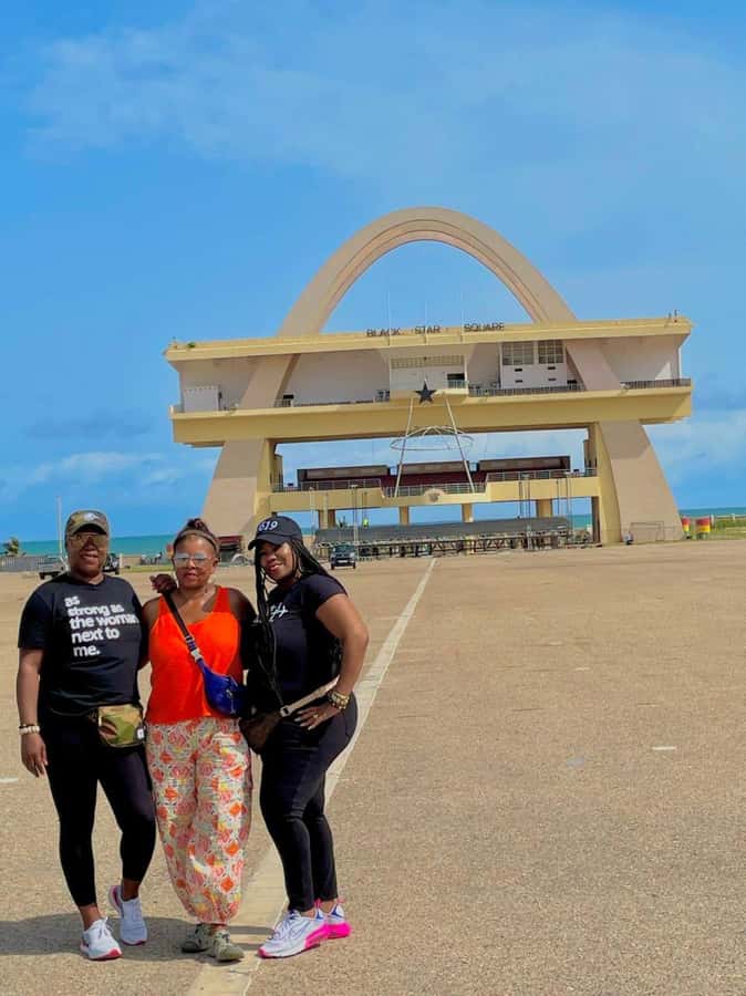 Accra: City Highlights Half-day Guided Tour with Transfers - From hotel pickup to the first museum stop: how the pace works