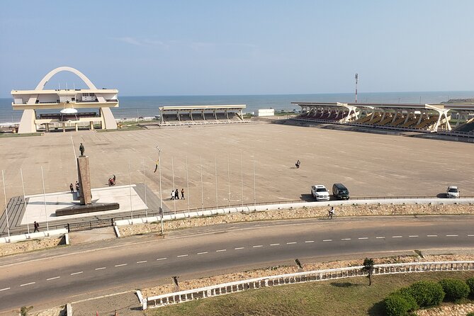 Accra Detailed City Tour - Centre for National Culture: crafts, bargains, and the chance to learn