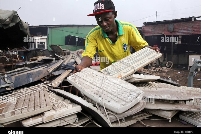 Accra E-waste and Recycling experience in Agbogbloshie - Price and value: $80 is about context, tickets, and a human guide