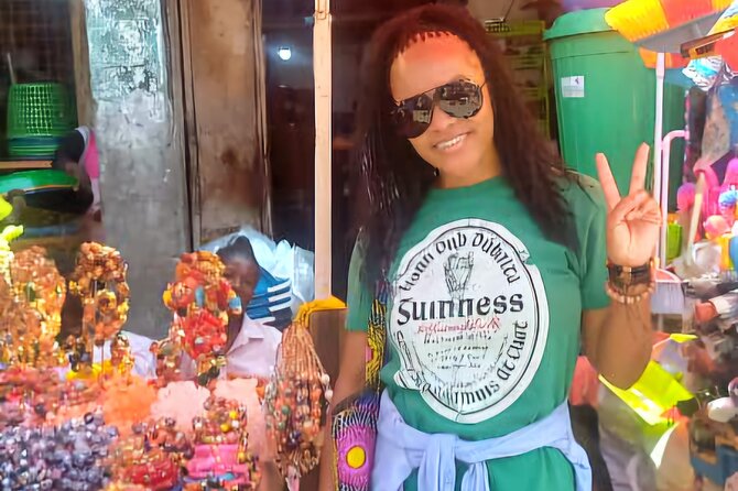 Accra, Ghana Guided Local Market Tour - Why Makola Market with a guide beats shopping alone