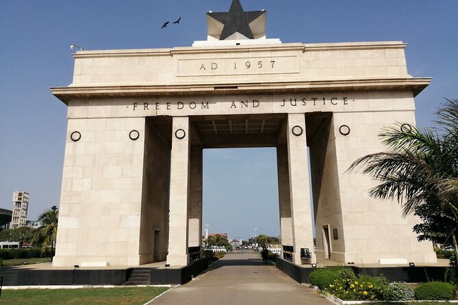 Accra Guided City Tour Experience - Independence Square (Black Star Square) and Center for National Culture: Freedom Themes With a Modern City View