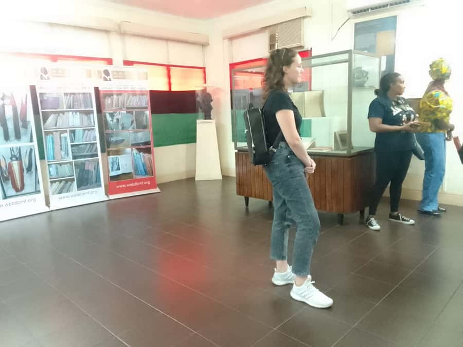 Accra: Guided City Tour with Lunch - Lunch at an African restaurant: the best kind of included break
