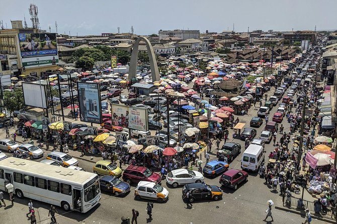 Accra Markets Tour - Kantamanto Market: bargaining, negotiation, and shopping smarter