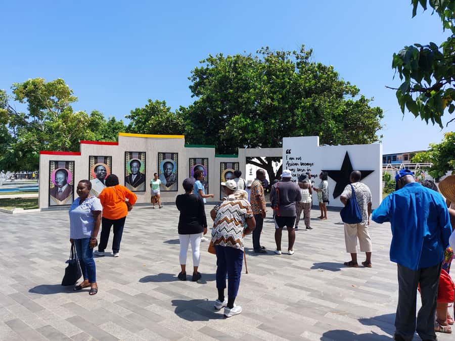 Accra Slave Tour - James Fort Street: The British Footprint in Plain Sight