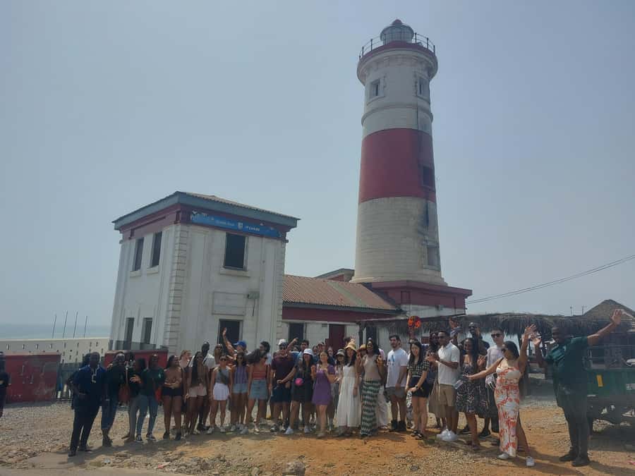 Accra Slave Tour - Your 3-Hour Plan, From Pickup to James Fort Street
