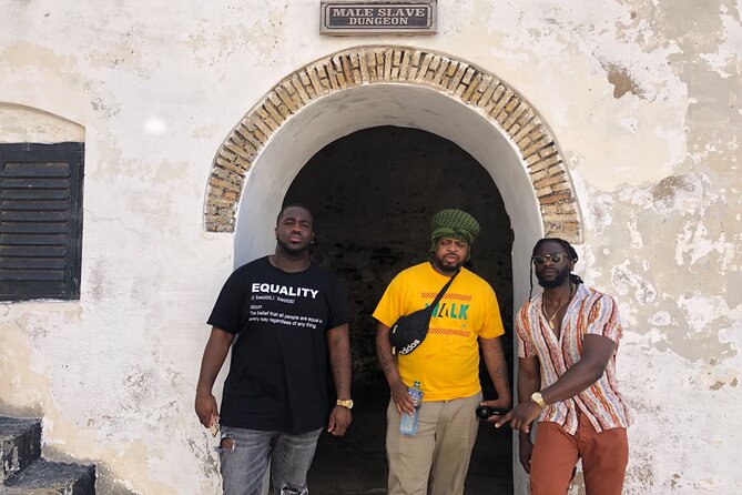 Accra To Cape Coast And Elmina Day Tour - Private guide value: more time with less waiting
