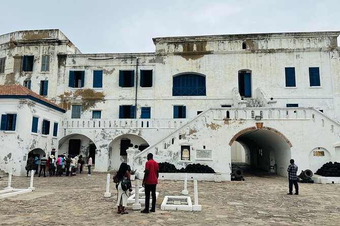 Assin Manso Slave River and Cape Coast Castle Private Day Tour - Cape Coast Castle: Dungeons, Museum Rooms, and British Rule in West Africa