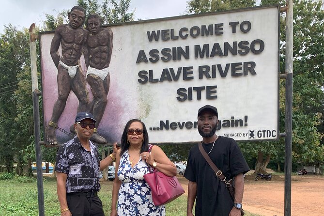 Assin Manso Slave River, Cape Coast & Elmina Castle History Tour - Elmina Castle and the Fishing Market Around It