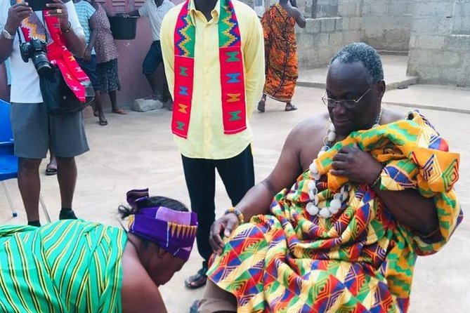 Bonwire Namimg Ceremony and Kente Tourist Center - Why Bonwire’s Kente Weaving And Naming Ceremony Works So Well