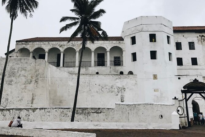 Cape Coast Castle, Assin Manso Slave River and Door of No Return - The 6:00 am start, pickup, and how the private-group pace helps