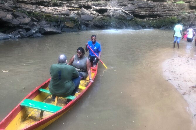 Experience Boti Waterfalls, Aburi Botanical Gardens & Tetteh Quarshie Cocoa Farm - The Best Fit: Who Will Love This Tour