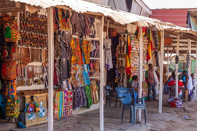 Explore Accra - Center for National Culture: Stalls, Crafts, and What You Can Buy