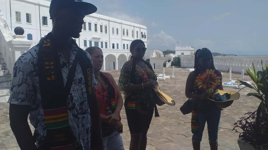 From Accra: Cape Coast Slave Dungeons Heritage Tour & Lunch - The guide and drive, why this tour often wins or loses on people skills