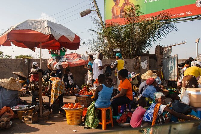 Full-Day Private Culture and History Tour of Accra - W.E.B. Du Bois Center: pan-Africanism in guided museum form