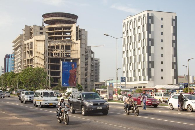 Half Day Accra City Sightseeing Tour With Guide - Kwame Nkrumah Memorial Park: Independence Stories Made Concrete