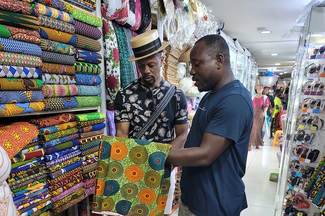 Half-Day Guided Fabric Tour in Ghana - Stop 1, Makola Market: How Fabric Names Turn Into Smart Buying