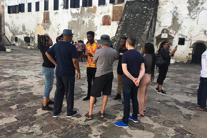Historical Day Tour to Cape Coast, Elmina and Kakum - How the Private Guide Shapes the Day