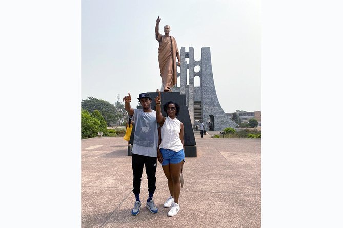 Know Ghana in 4 hrs - Accra City Tour - Black Star Gate and Asomdwe Park: Independence and Remembrance