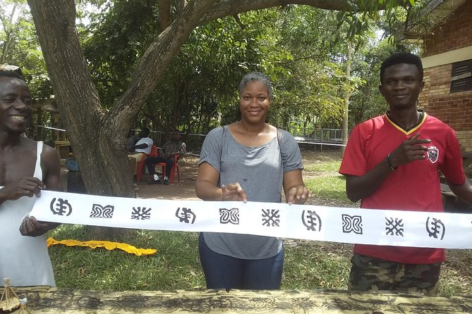 Kumasi Heritage Tours And Naming Ceremony In A Day - Stop 1, Adanwomase Kente Weaving and the Day-Name Ceremony