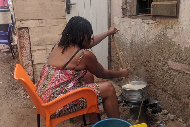 Local Ghanaian Cooking Class in Accra to help support wellness community center - Lunch, conversation, and why the small-group size matters