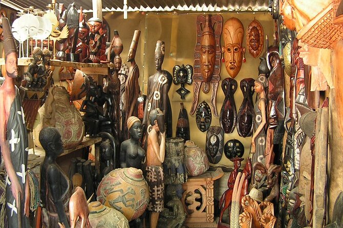 Private Accra Market Tour - The unique photo viewpoint: a quick pause that actually pays off