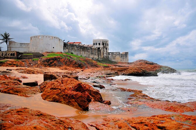 Private Multi-Day Ghana Tour about Culture History and Wildlife - 7 Days - Up to Aburi, Then to Kumasi: Beads and Botanical Views Before the Ashanti World