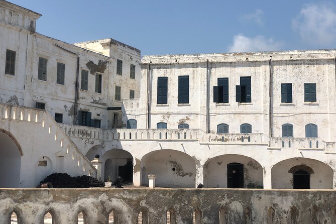 The Door Of No Return/ Dungeon & cape Coast Castle - Inside the dungeon spaces: how to prepare your mind and your pace